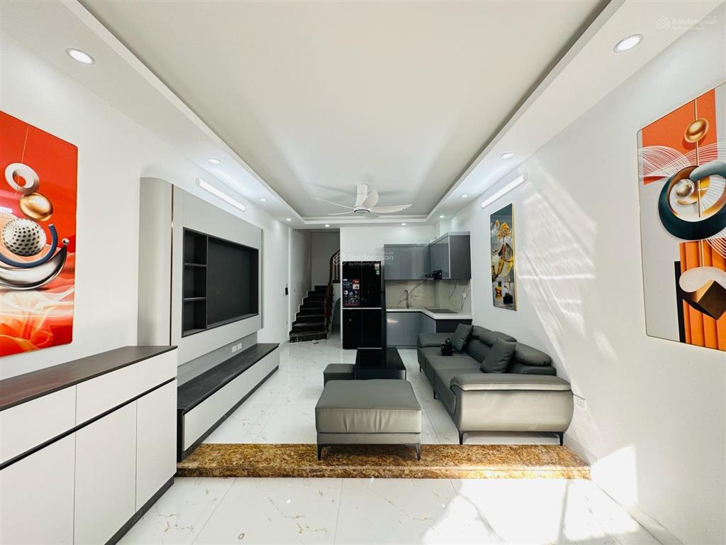 Nhà riêng phố nguyễn lương bằng, giá nhỉnh 10 tỷ, 35m² x 5 tầng, mt 4m, nhà mới kính coong.