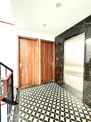 Bán tòa nhà căn hộ dịch đường Phan Đình Giót - 94m2 - 8 tầng - thang máy - 23 phòng