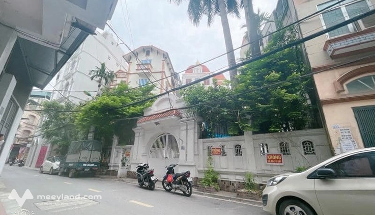 Bán nhà mặt đường Hoa Bằng, 314m2, 5 tầng, kinh doanh