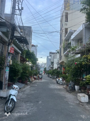 Vị trí hẻm 8m thông gần chợ Tân Hương, trường học Tân Hương, nhà thờ Tân Hương