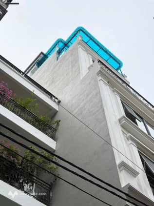 Bán tòa nhà căn hộ dịch vụ đường Trường Chinh, 8 tầng, thang máy, 26 phòng