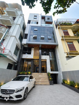 Bán tòa nhà mặt đường Bùi Xương Trạch, 85m2 - 8 tầng - thang máy