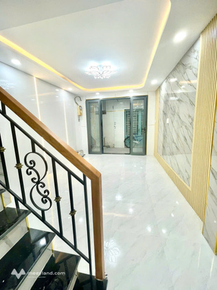 Top nhà xinh rẻ 4m x 10m 1 trệt, 1 lầu Nguyễn Thị Tần, quận 8
