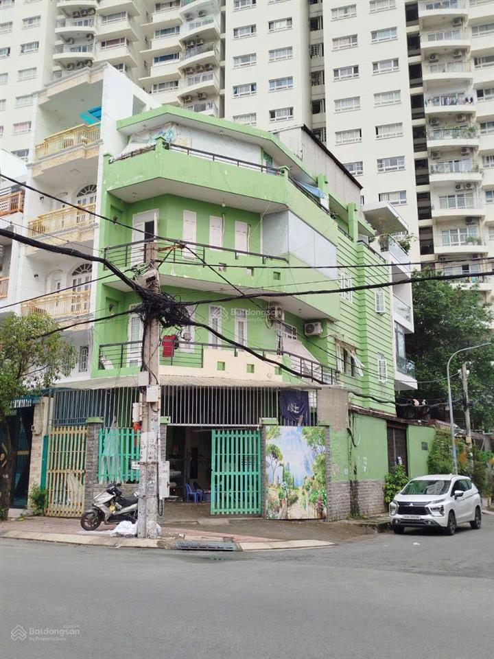 Góc 2 mt chợ lớn p11 q6 dt 7x18m, giá chỉ 15 tỷ 500