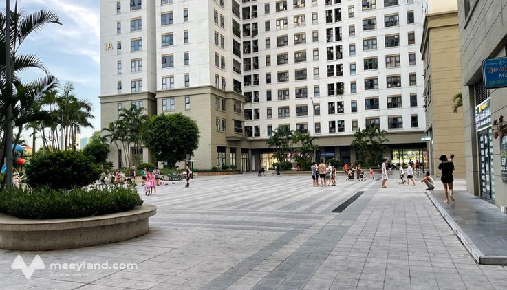Bán chung cư Homeland Thượng Thanh, Long Biên 60m2, giá 4,68 tỷ (cam kết chuẩn, cần ngay)