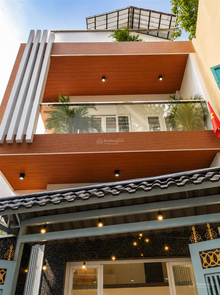 Bán nhà căn góc trần phú, quận 5 ngay công viên chợ quán, 43,7m² ngang hơn 5m giá 9,29 tỷ
