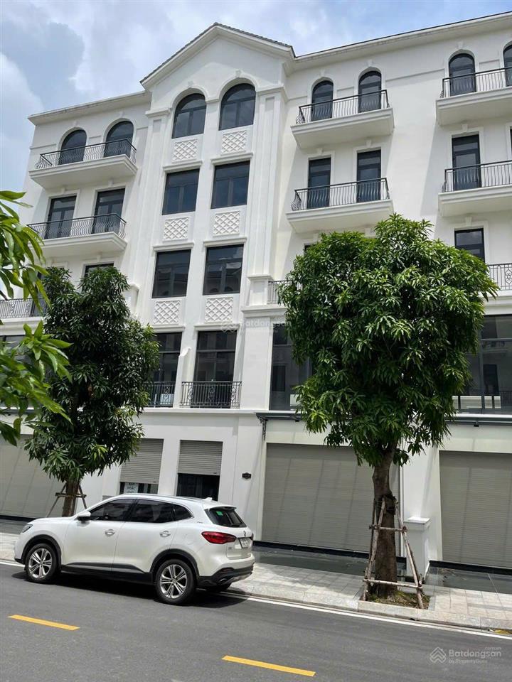 Cần bán căn vip nhà phố the manhattan vinhomes grand park, 144m², sổ sẵn, giá tốt