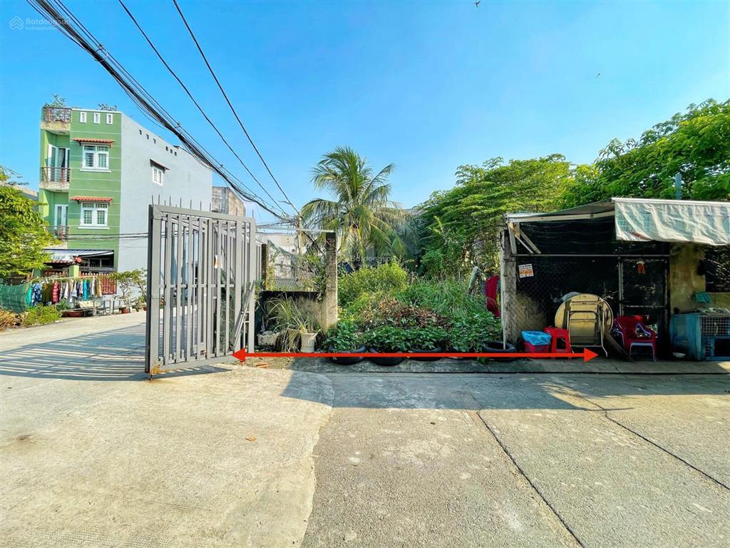Bán lô đất đẹp 100m2, góc 2 mặt tiền, lê văn lương, thích hợp xây trọ, 4,25 tỷ