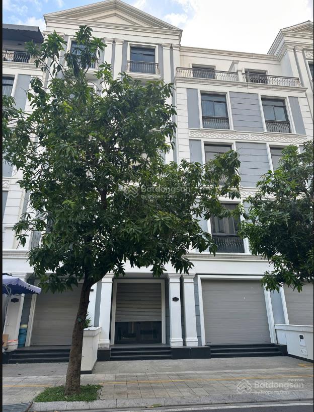 Bán nhà phố 126m2 rẻ nhất hiện tại, đ.t4 manhattan vinhomes grand park, ngay kề vinschool. có hdt