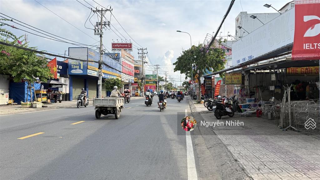 Sát vành đai 2, linh đông gần chợ thủ đức hxh 74.7m² (4.2*18m)