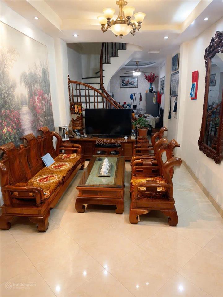 Hơn 11 tỷ nhà lô góc 3 thoáng phố lạc trung kim ngưu dt 62m2 nhà 5 tầng, 4 ngủ, 5m ra ô tô