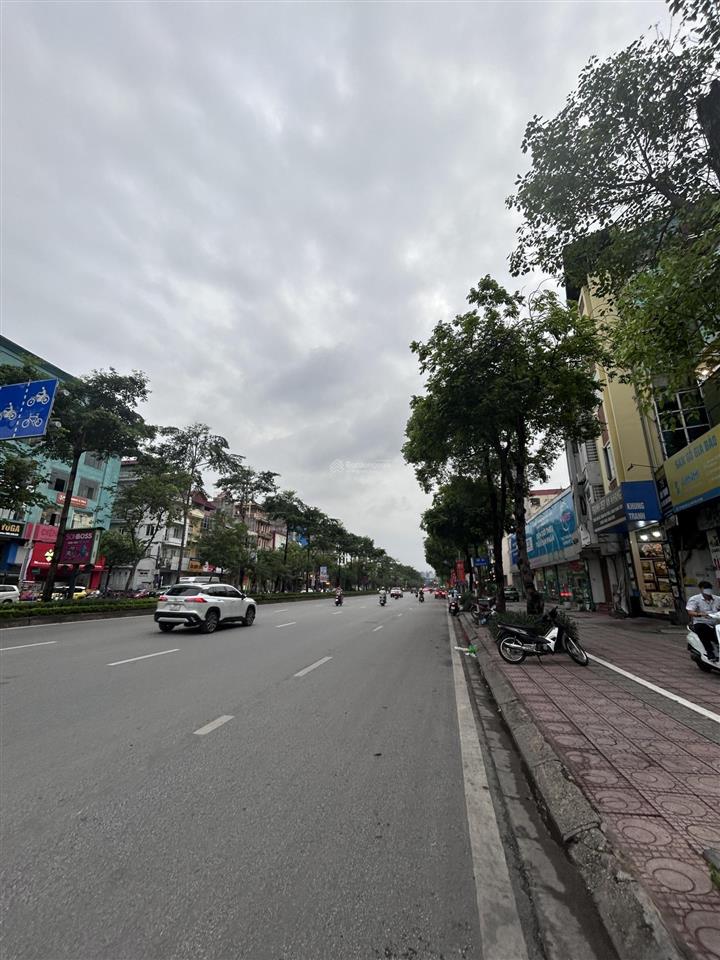 Bán đất mặt phố ngô gia tự long biên 98m2, kinh doanh đỉnh cao, gần cầu chui, giá 33.8 tỷ