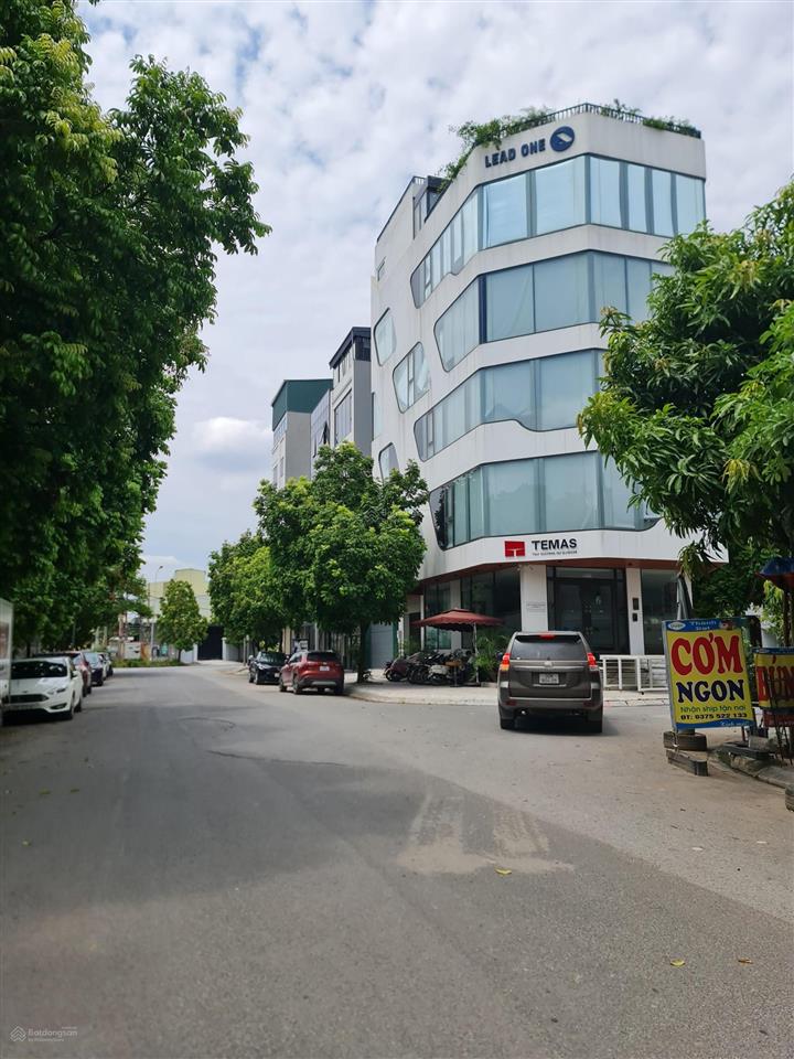 Bán đất phân lô phố trịnh văn bô, nam từ liêm lô góc vỉa hè ô tô tránh 70m2 giá 19 tỷ