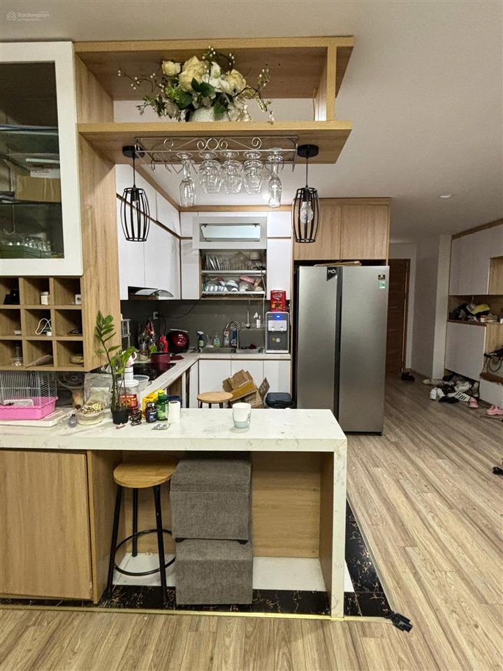 Bán căn 2n 69m2 full nội thất giá tốt nhất thị trường giá 6,3 tỷ có thương lượng 0368 562 ***
