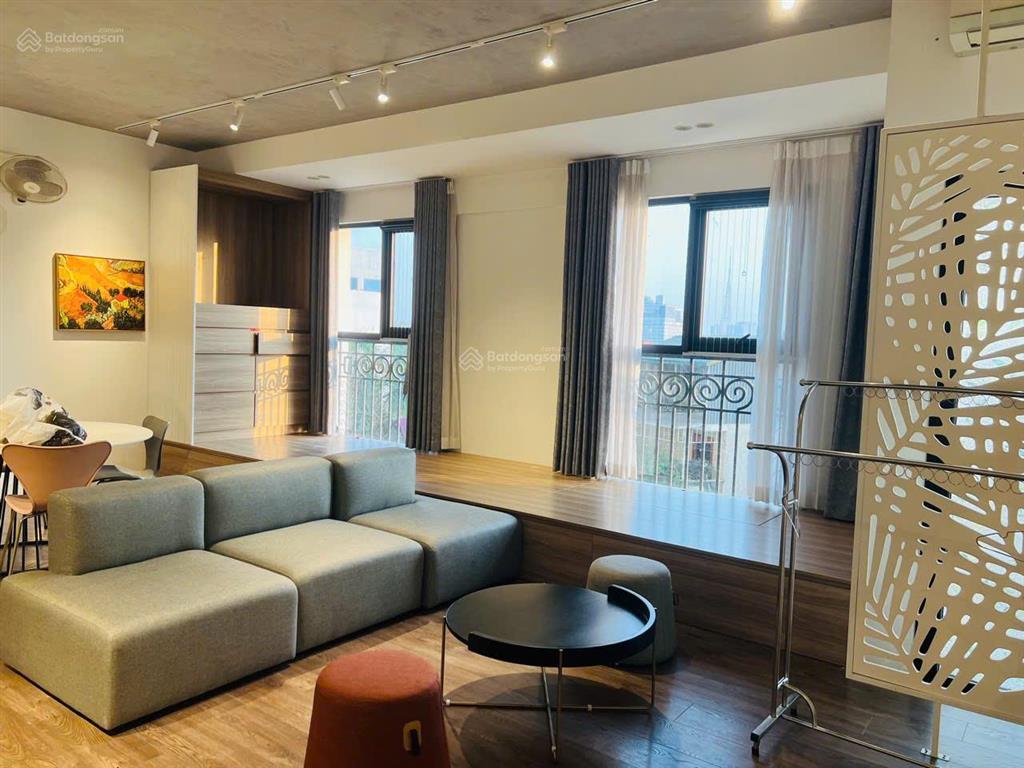 Chính chủ gửi bán căn 2n 62m2 full nội thất pháp lý sổ đỏ có slot oto giá 5,4 tỷ 0368 562 ***