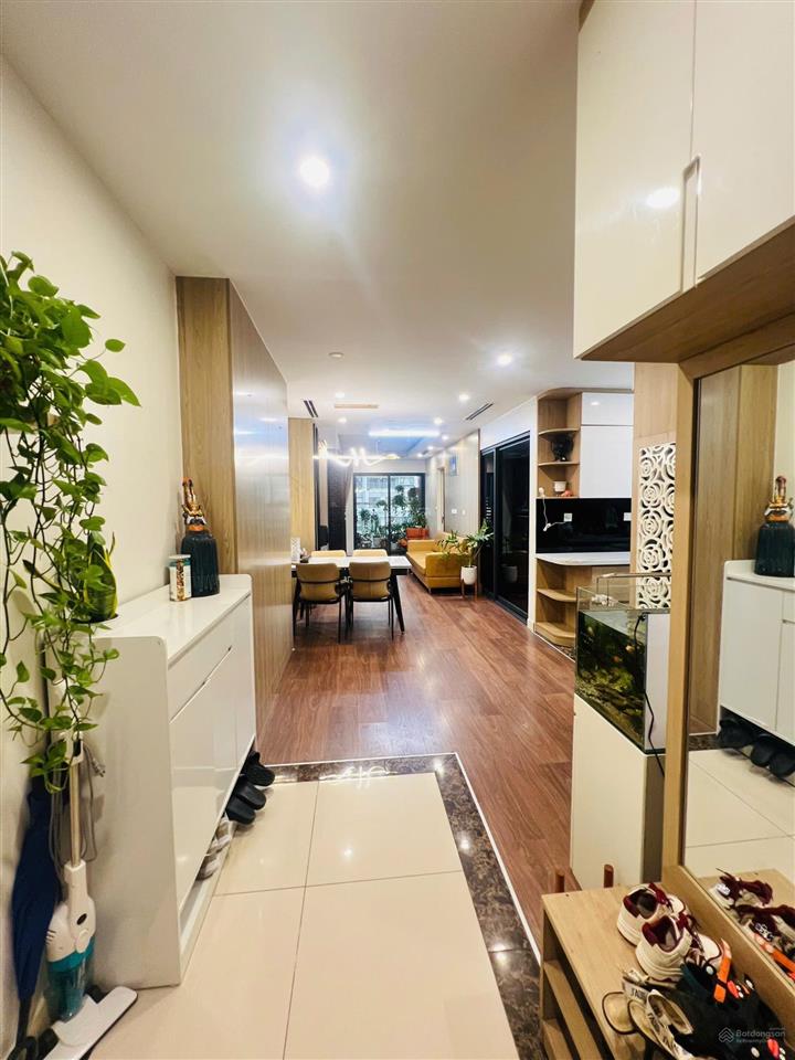 Bán độc quyền căn 3 ngủ 93m2 imperia garden tòa a full nội thất giá chỉ hơn 10 tỷ xíu