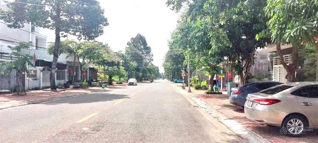 Bán đất mặt tiền 5.5m, đường lê long vân bà rịa, đường rộng 22m, 05 phút đến cao tốc vtbh