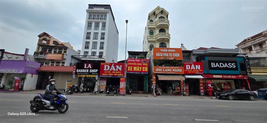 Bán đất phố ngoại thương từ sơn 103m mt 4.5m đường 17m vỉa hè 3m giá 17,9 tỷ