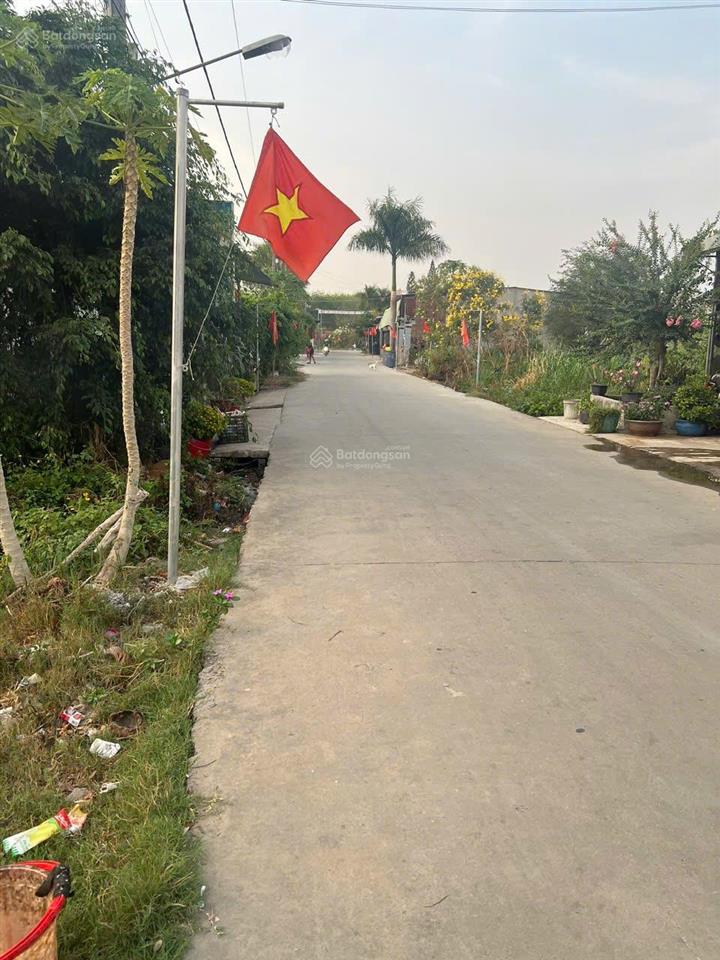 Mình cấn cần bán nhanh lô đất 600m2 để đinh cư nước ngoài . tại tân uyên tp hồ chí minh