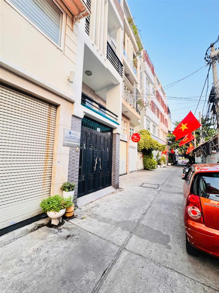 CHÍNH CHỦ BÁN NHÀ 5 TẦNG MẶT TIỀN XE TẢI ĐẬU NGÀY ĐÊM Đ.VÕ VĂN KIỆT, QUẬN 1- NGANG LỚN