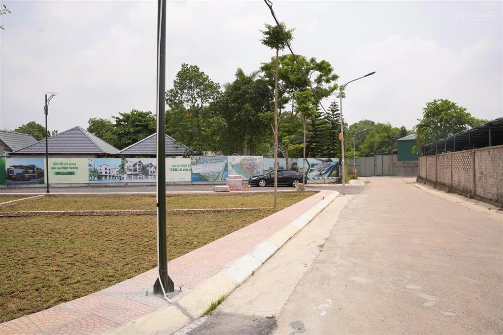 Chỉ 1 tỷ 950 triệu sở hữu ngay lô đất 100m, mt 6m đẹp cổ đông, khu công nghệ cao hoà lạc