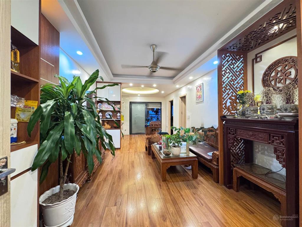 Chính chủ cần bán gấp căn hộ 72m2 view hồ khu 11 toà chung cư thanh hà cienco 5