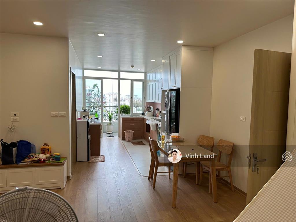 Chính chủ cần bán căn hộ hei tower, ngụy như kontum, 100m2, 2pn ,2wc nhà đẹp, 0834 487 ***