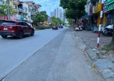 Mình bán rẻ đất trong dân cho nhà đầu tư 70m 3.5tỷ quốc oai gần bệnh viện sản nhi 5 trường đại học