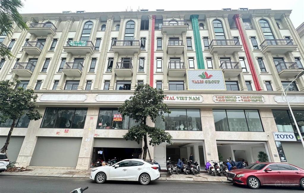 Ngộp bank cắt lỗ mặt phố him lam vạn phúc trục tố hữu. giá nhỉnh 40 tỷ