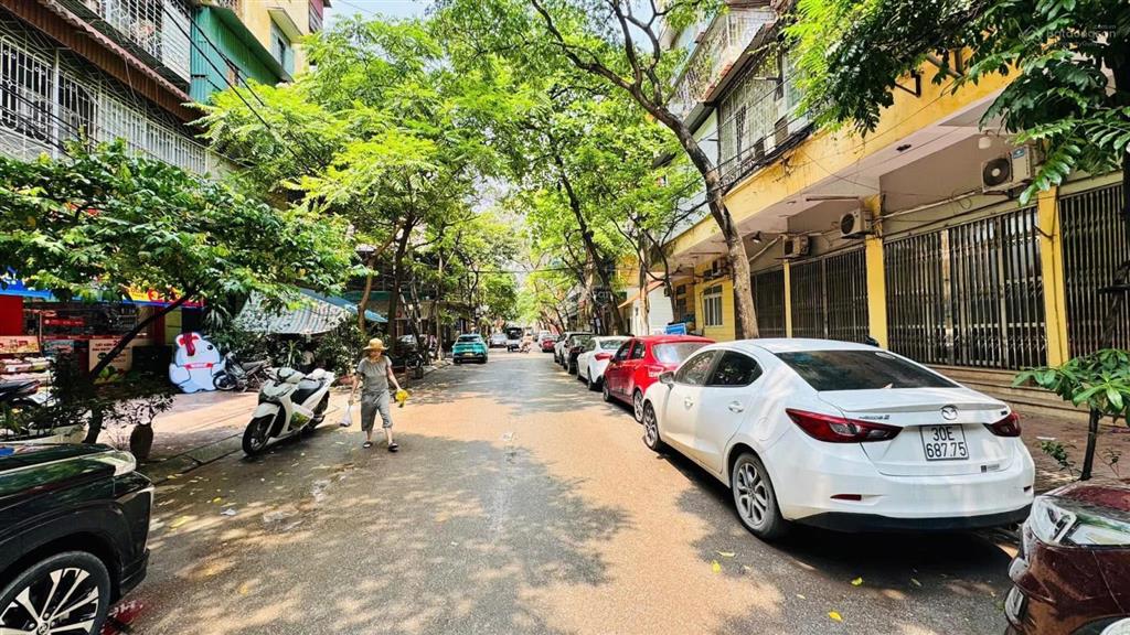Cc bán căn tt tầng 1 khu 7,2ha vĩnh phúc vỉa hè rộng ô tô tránh kd đỉnh dt 70m giá 6,9tỷ