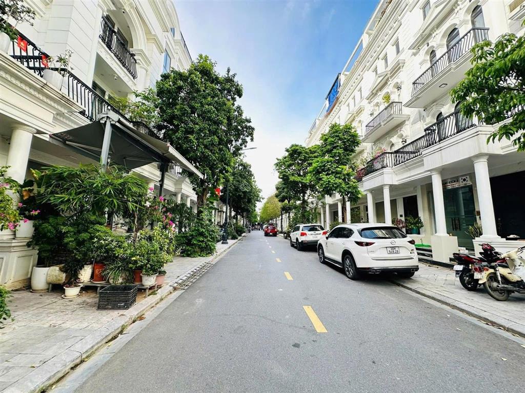 Liền kề louis city đại mỗ 110m2 5 tầng mt 5m khu đô thị đẳng cấp phía tây.