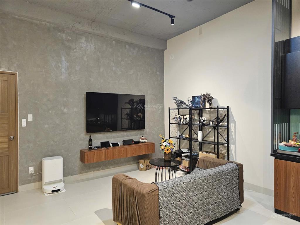 Đã có sổ. nhà 3 tầng tâm huyết đường ngô tất tố, 90m2 đất, 4,6 tỷ, hoàn công đầy đủ