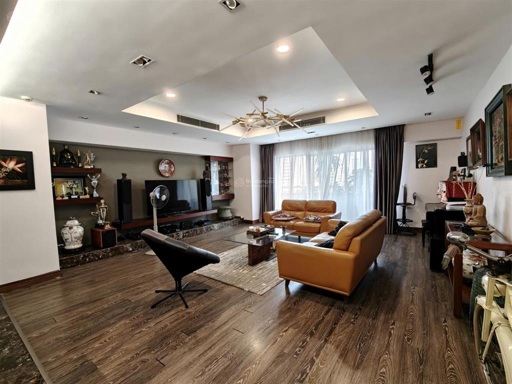 Bán căn hộ tại sky city towers 139m2, view đẹp tại láng hạ, đống đa, hà nội giá ưu đãi chỉ 16,9 tỷ