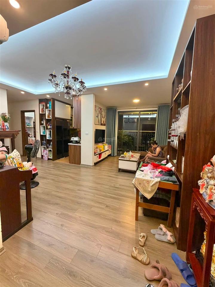 Căn hộ 102 thái thịnh hà thành plaza 69m2 2pn, căn góc thoáng, nhà mới, full nt, slot để xe ô tô