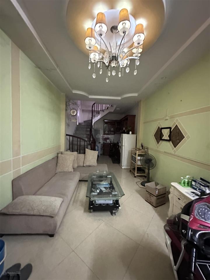 Chính chủ bán nhà trường chinh ngã tư sở vị trí gần ô tô 50 mét ra mặt phố gần ngõ 3 gác tránh