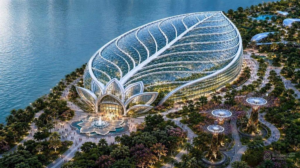 Biệt thự song lập vinhomes hóc môn. giá 12,9 tỷ