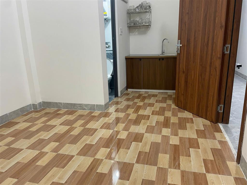 ► Thẳng 30m ra MT Núi Thành, 86m2, ngang 7.5m, 4 tầng, 12 phòng, dòng tiền 45tr