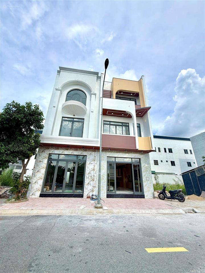 Hot! chỉ 4,6 tỷ sở hữu nhà phố the sol city ngay chợ hưng long