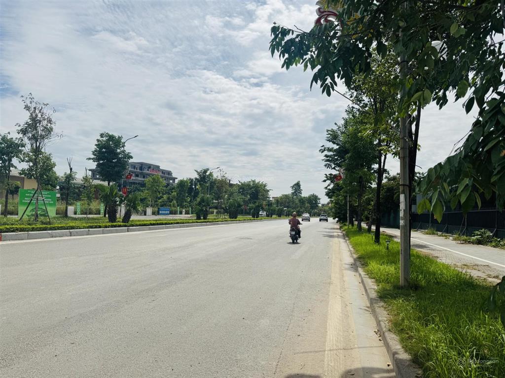 Đấu giá x1 phúc thịnh (nguyên khê) thông tứ phía ô tô tránh. loanh quanh 9 đồng.