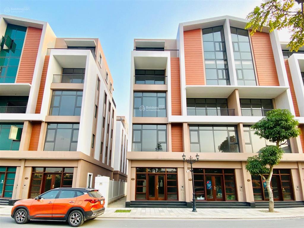 Liền kề xẻ khe ánh dương 98m2. giá 12,3 tỷ, sổ đỏ đối diện công viên ocean park 3