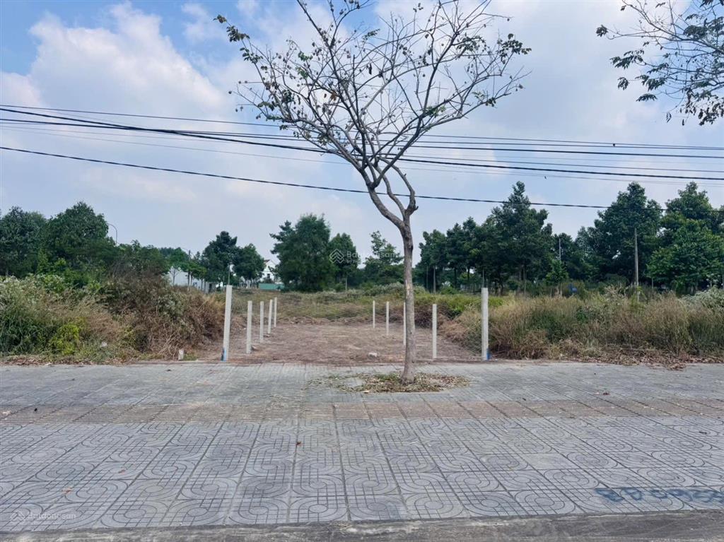 Bán lô đất mặt tiền đường hoàng hoa thám, p. long tâm tp bà rịa (p.tam long, tp hồ chí minh) 3,6 tỷ