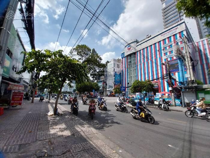 Bán nhà đường huỳnh tịnh của, p8, q3 42m2 (2 tầng) giá 5.8 tỷ