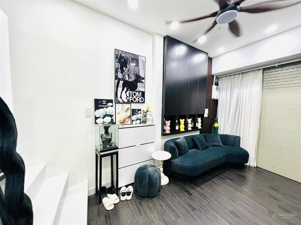 Giảm 200 triệu bán nhà hẻm đẹp đường vườn chuối, phường 4, quận 3
