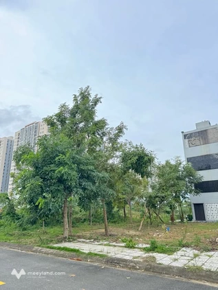 Bán lô đất siêu đẹp 100m2, kẹp công viên, sát chung cư Bàu Tràm Lakeside