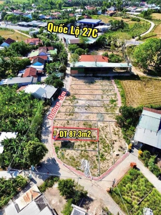Bán đất Diên Lạc, cách Quốc lộ 27C vào 50m, giá chỉ 990 triệu
