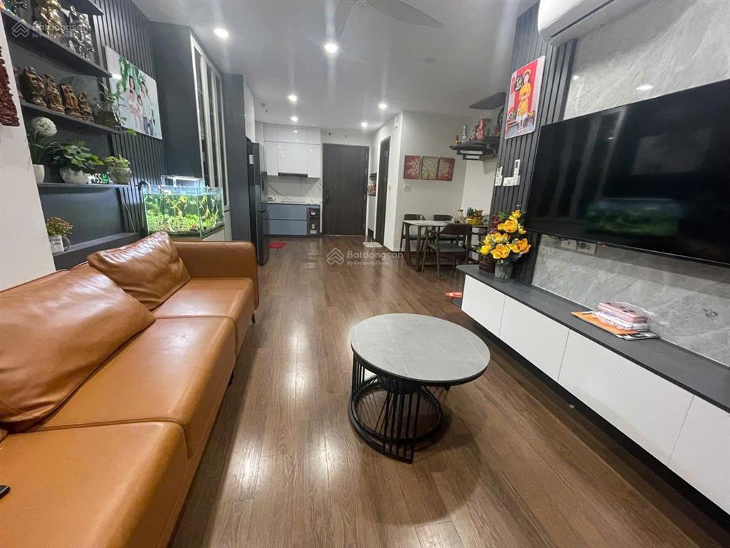 Chính chủ bán gấp căn góc 2pn, 70m², full nội thất, giá 5.5 tỷ, cc the garden hill, 99 trần bình