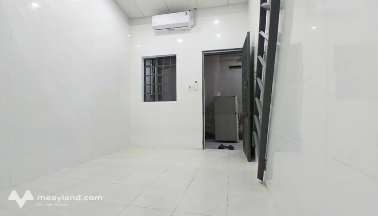 Cho thuê phòng trọ mới xây mặt tiền Thanh Vinh, gác lửng, có nội thất, giá 2.5 triệu/tháng