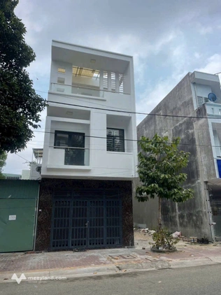 Bán nhà mặt tiền Lê Chân, trung tâm Bà Rịa, 4 phòng ngủ, kinh doanh sầm uất, chỉ 4.95 tỷ