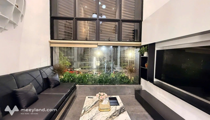 Cho thuê nhà nguyên căn 3 tầng, view công viên đường Tôn Đức Thắng, khu vực ô tô đậu đỗ thuận tiện