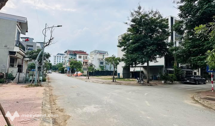 Bán 2 lô liền kề mặt phố Nam Cao - Tái định cư Mai Pha